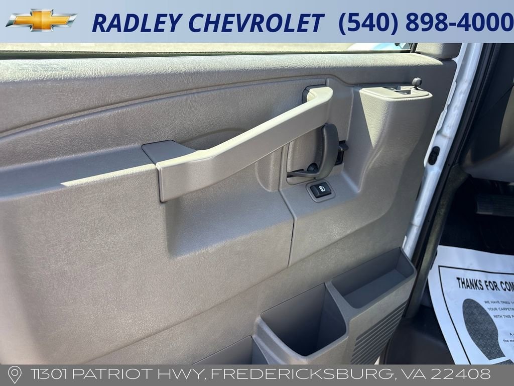 2024 GMC Savana Cargo Work Van - Photo 5