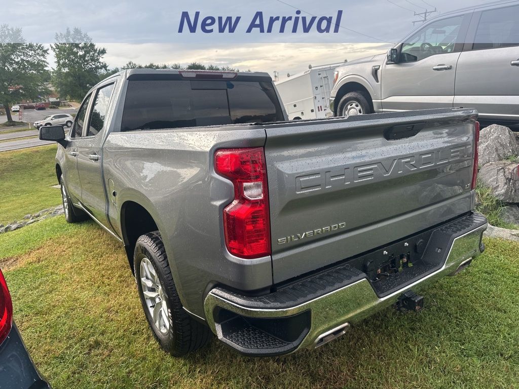 2020 Chevrolet Silverado 1500 LT photo 4