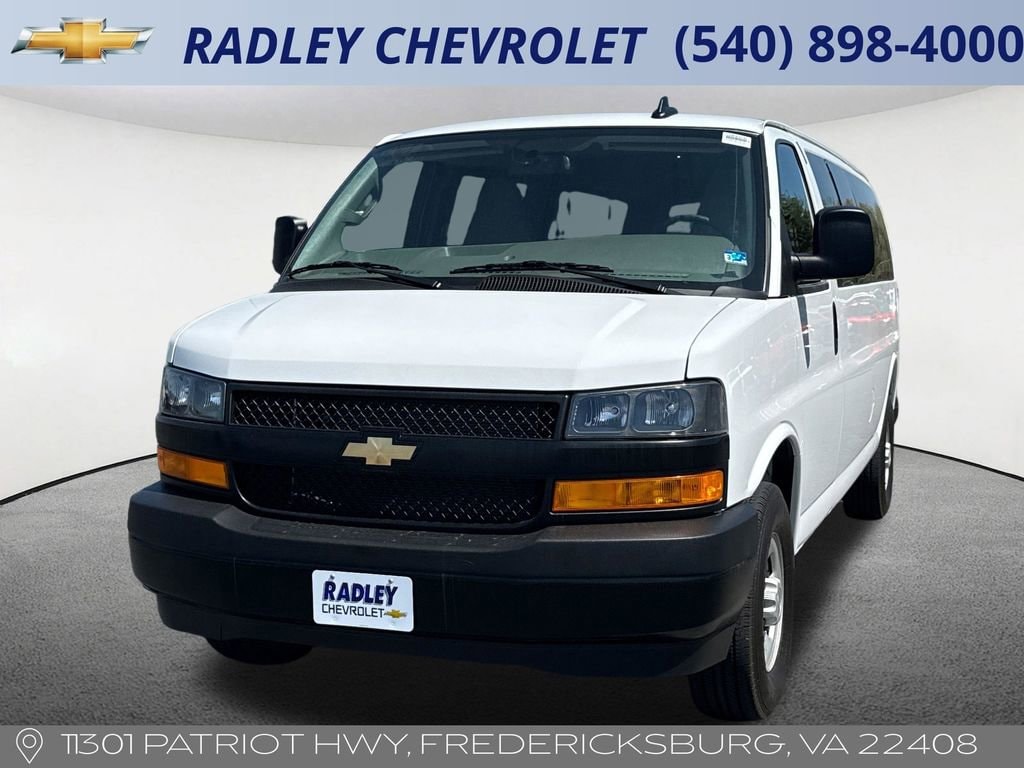 Summit White 2024 Chevrolet Express 3500 LS Extended RWD Van Rear-Wheel Drive 8-Speed Automatic