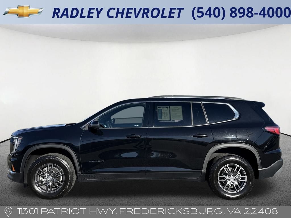 2025 GMC Acadia Elevation