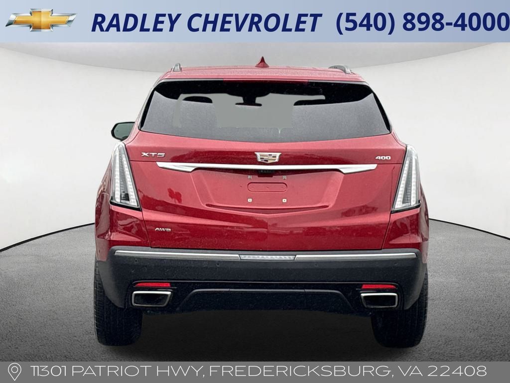 2023 Cadillac XT5 Sport photo 4