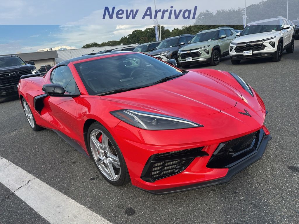 2022 Chevrolet Corvette Stingray Z51 3LT photo 2