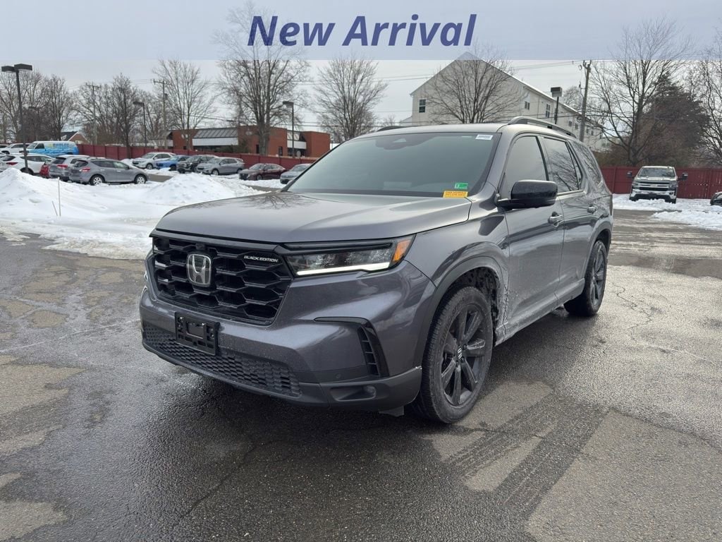 Used 2025 Honda Pilot Black Edition SUV