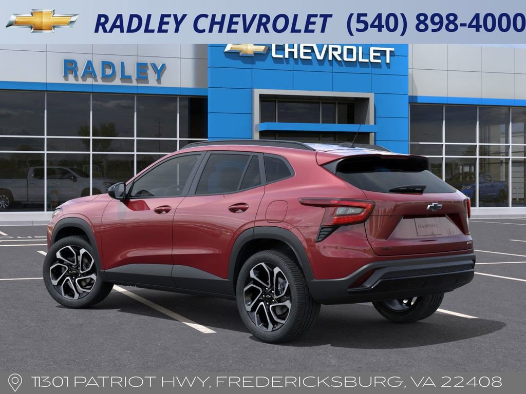 2025 Chevrolet Trax photo 3