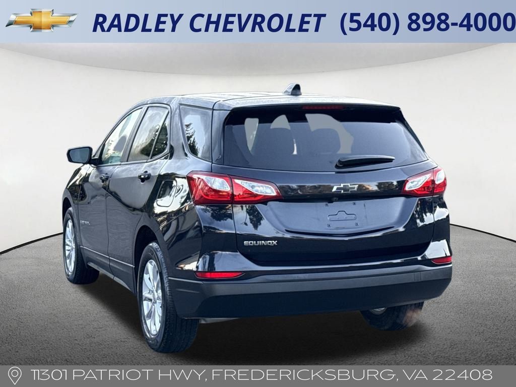 2021 Chevrolet Equinox LS photo 3