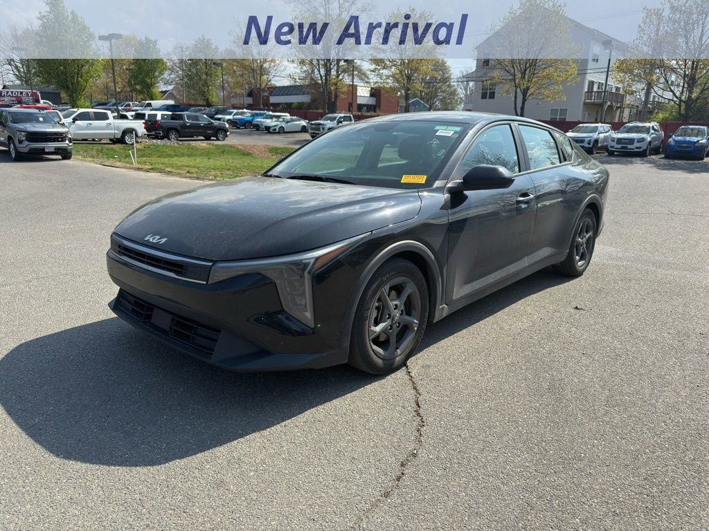 2025 Kia K4 LXS