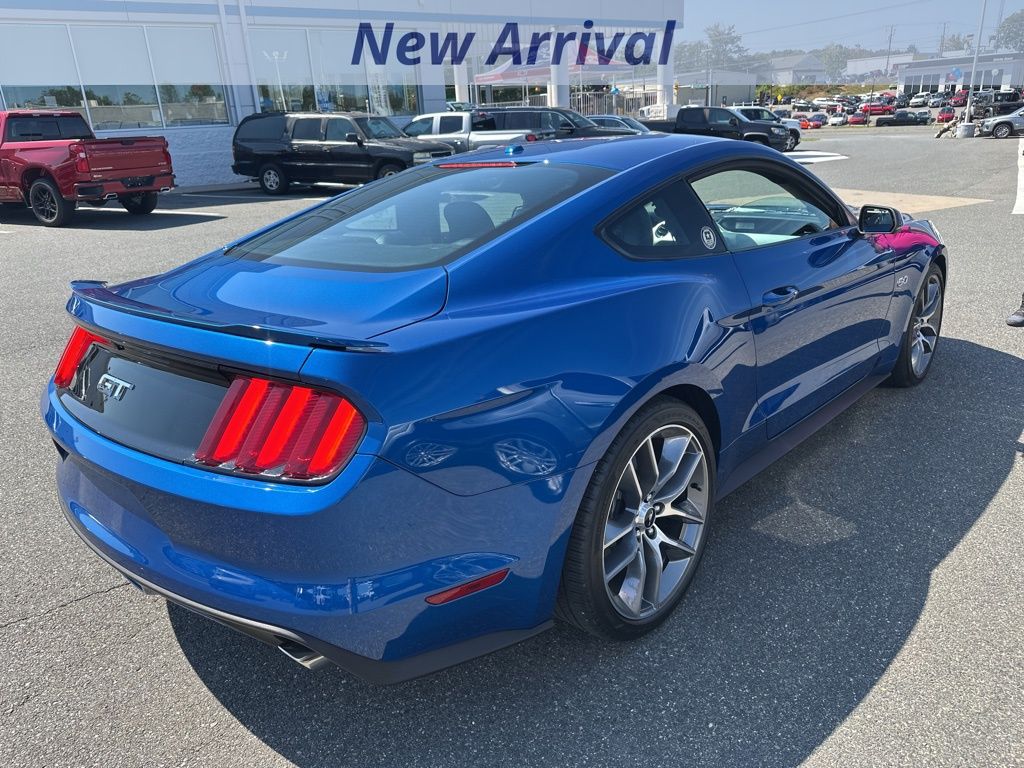 2017 Ford Mustang GT Premium photo 3