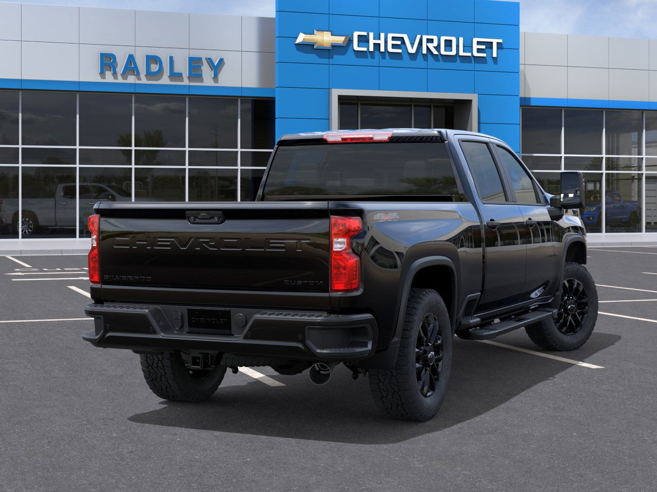 2026 Chevrolet Silverado 2500HD Custom photo 4