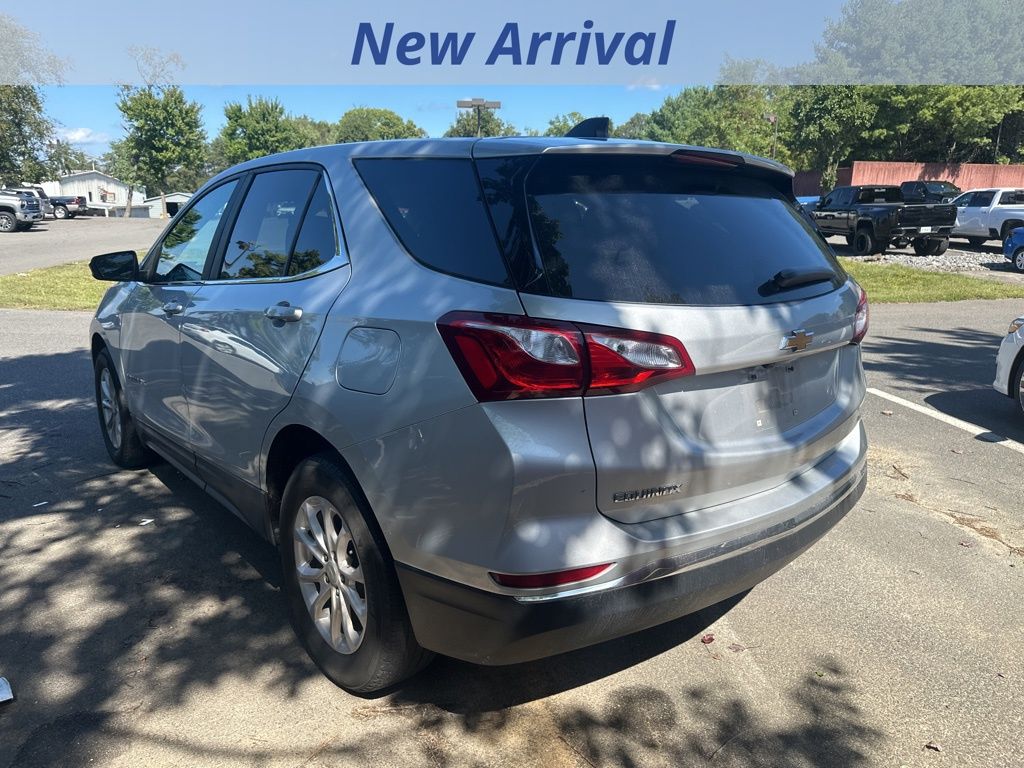 2021 Chevrolet Equinox LT photo 4