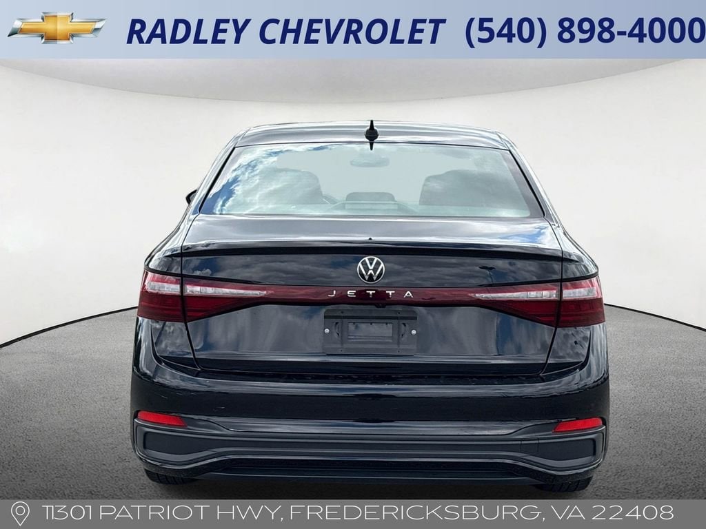 2025 Volkswagen Jetta Sport - Photo 18