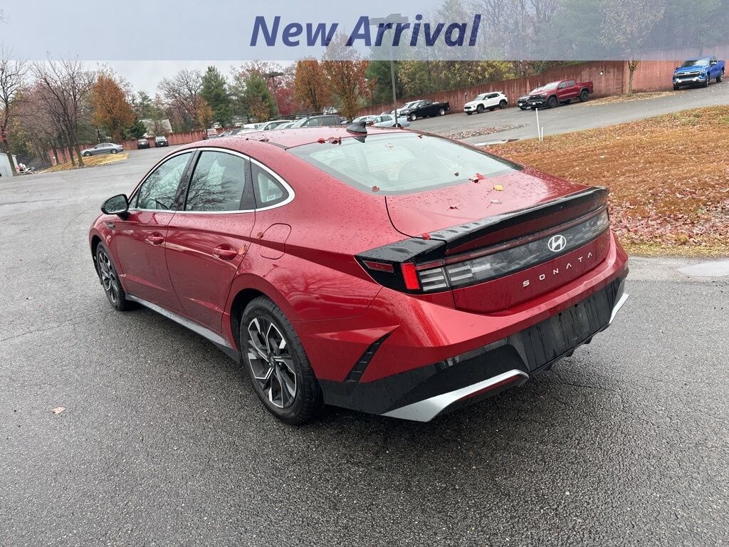 Used 2024 Hyundai Sonata SEL Sedan