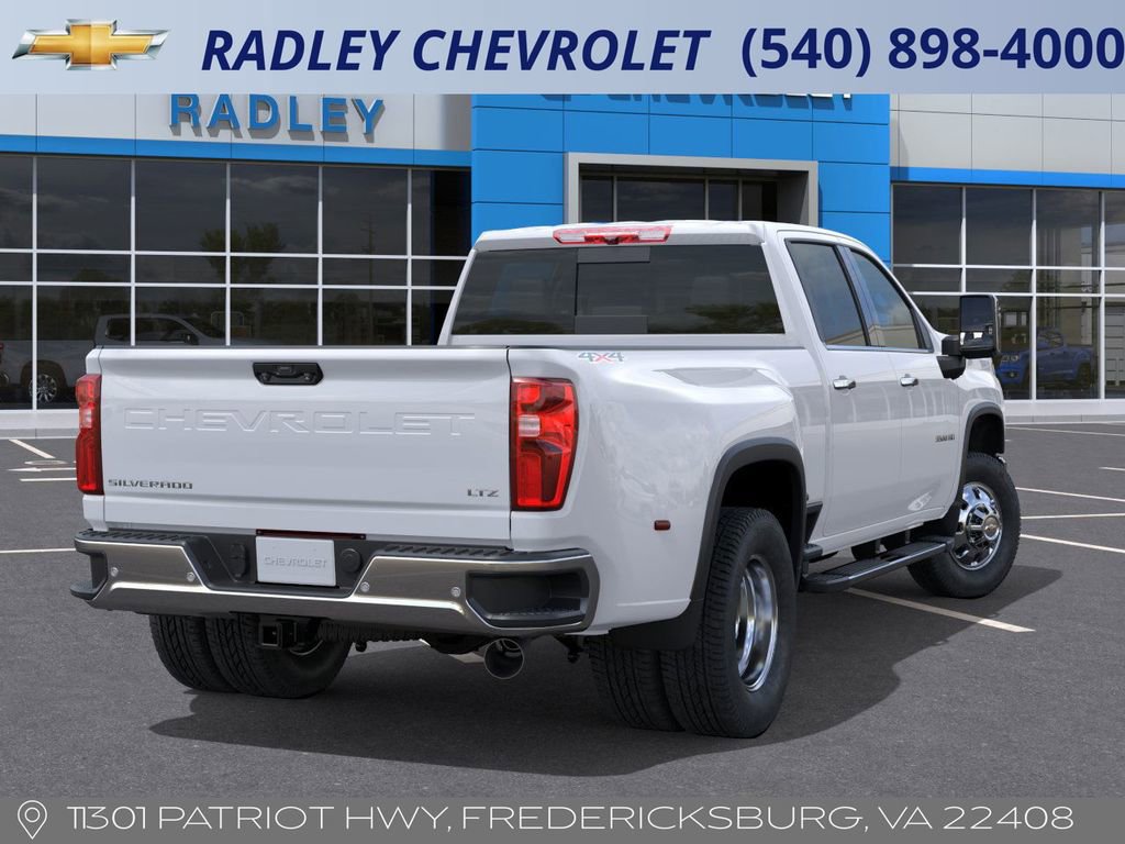 2026 Chevrolet Silverado 3500HD LTZ photo 4