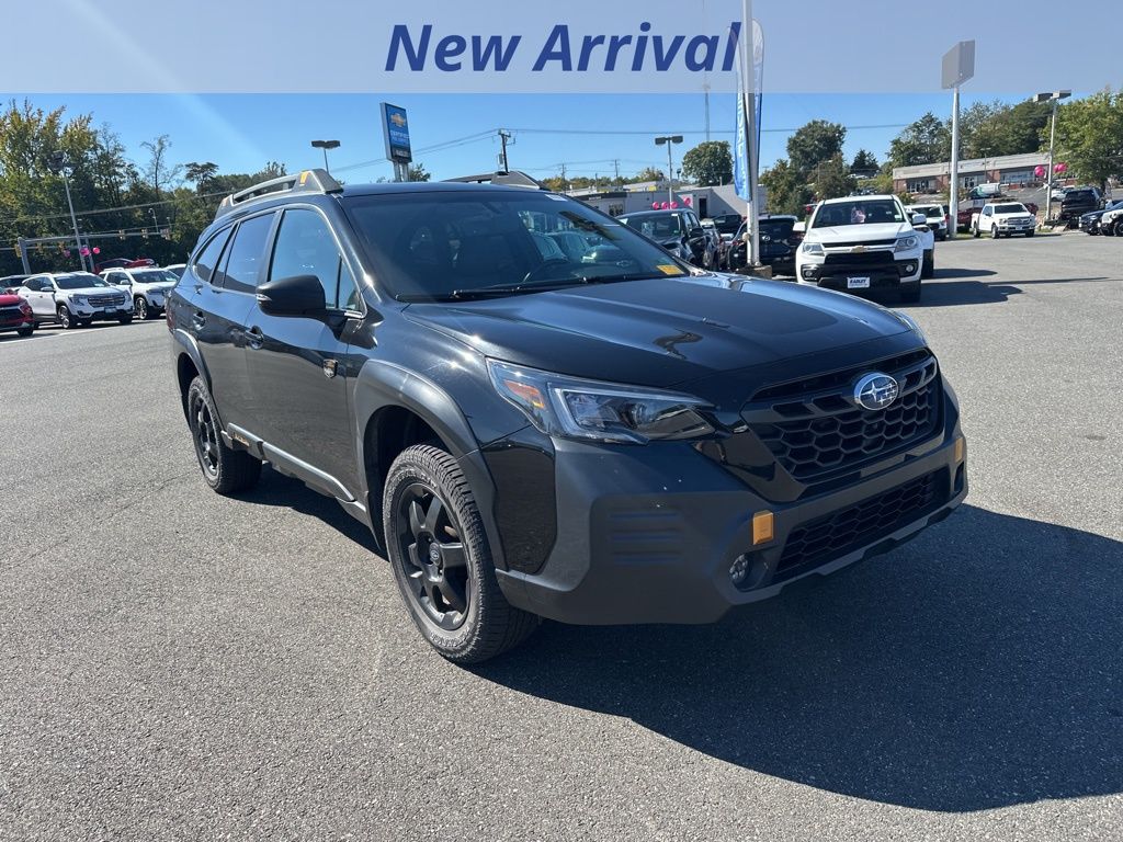 2022 Subaru Outback Wilderness photo 2