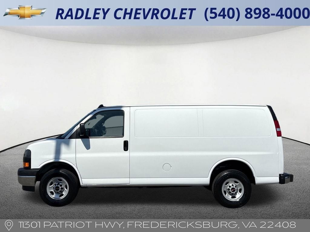 2024 GMC Savana Cargo Work Van - Photo 12