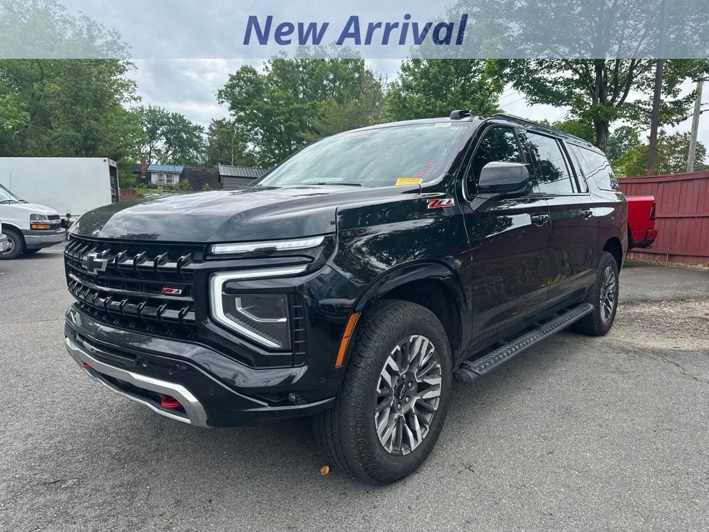 2025 Chevrolet Suburban Z71 4WD's photo