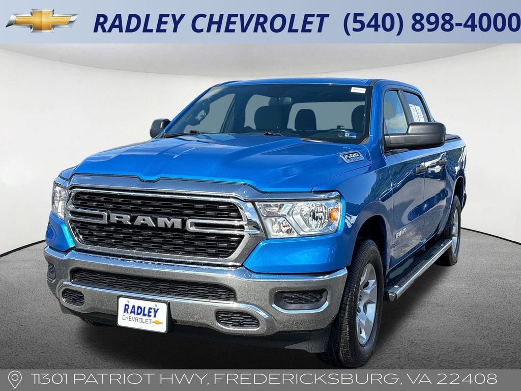 2023 RAM 1500 Big Horn/Lone Star 4x4 Crew Cab 5'7's photo
