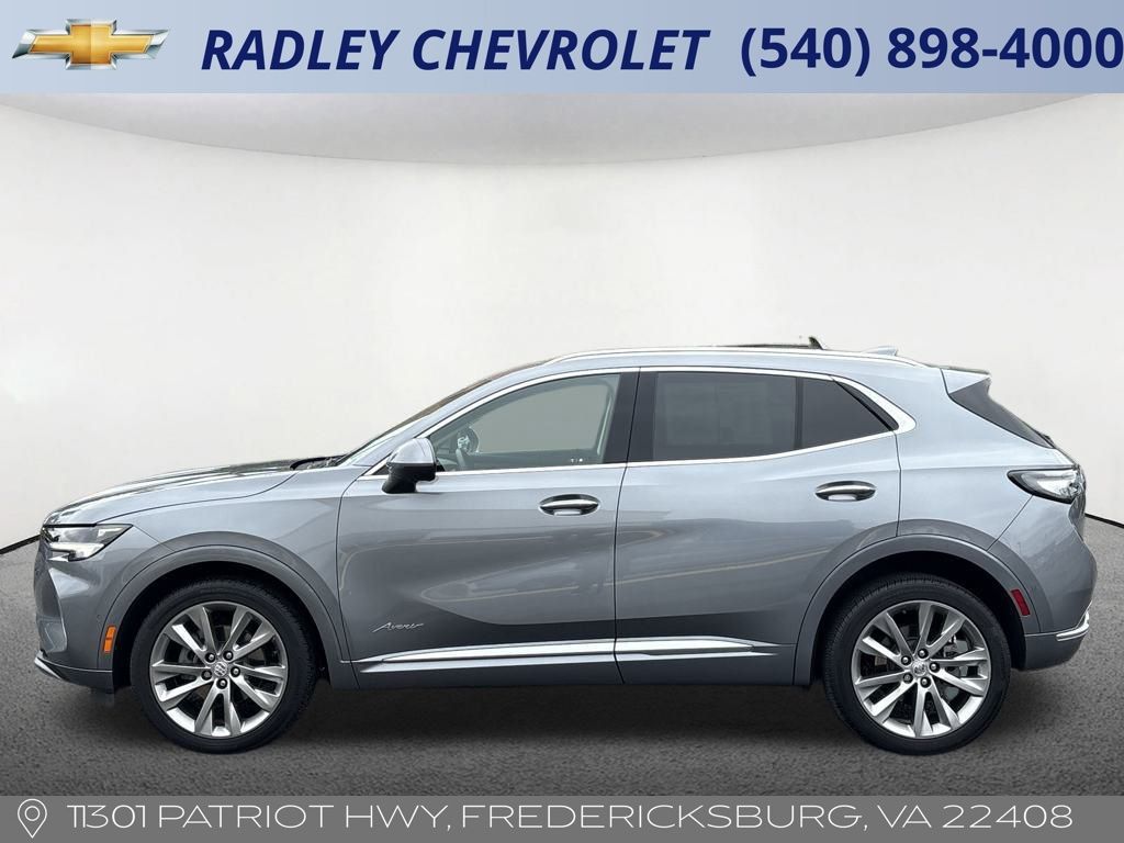 2022 Buick Envision Avenir photo 2