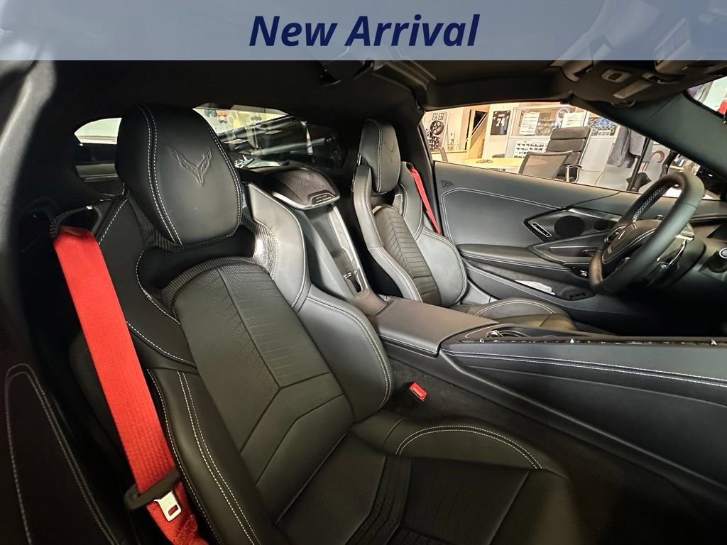 2025 Chevrolet Corvette 2LT - Photo 6