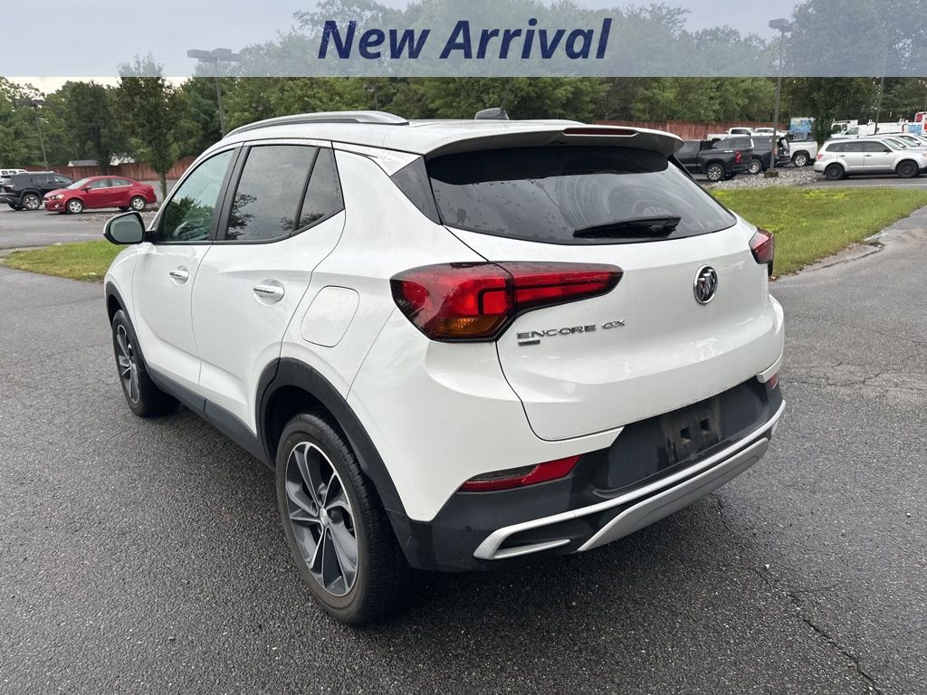 2022 Buick Encore GX Select photo 3