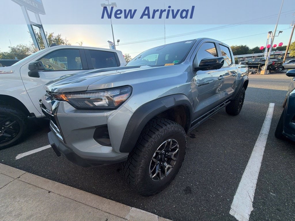 2024 Chevrolet Colorado Truck Crew Cab 