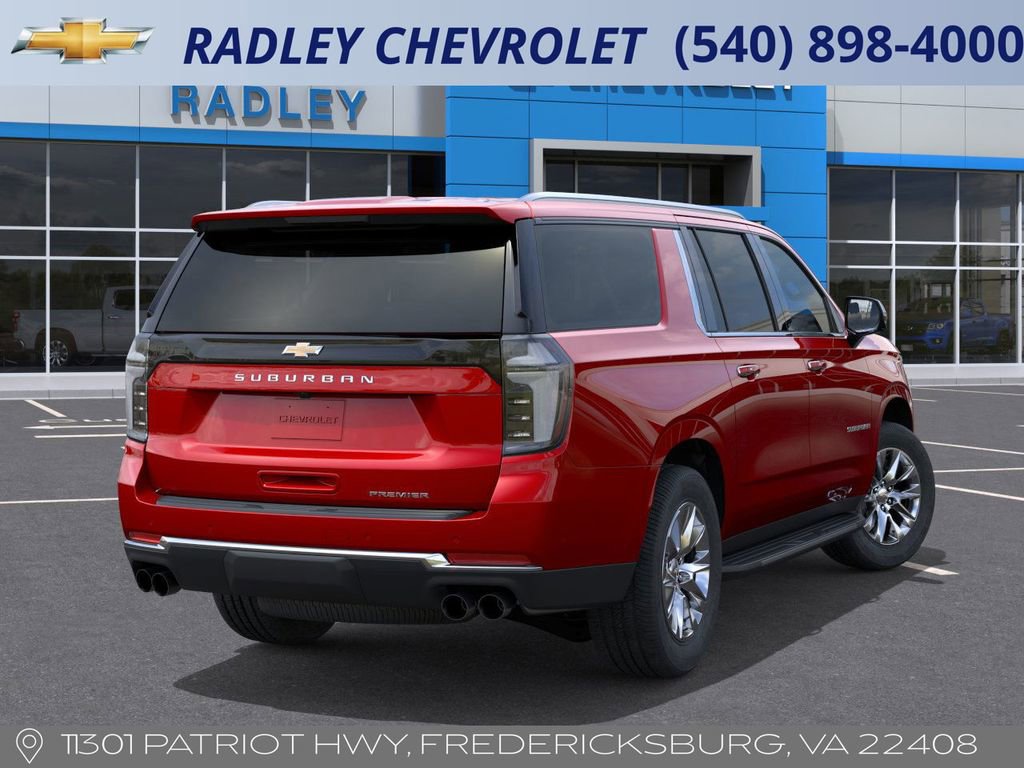 2025 Chevrolet Suburban Premier photo 3