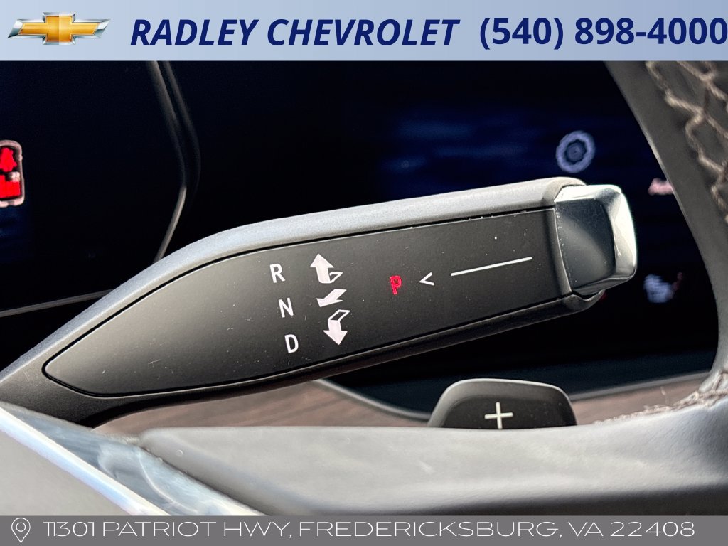 2025 Chevrolet Suburban LT - Photo 8