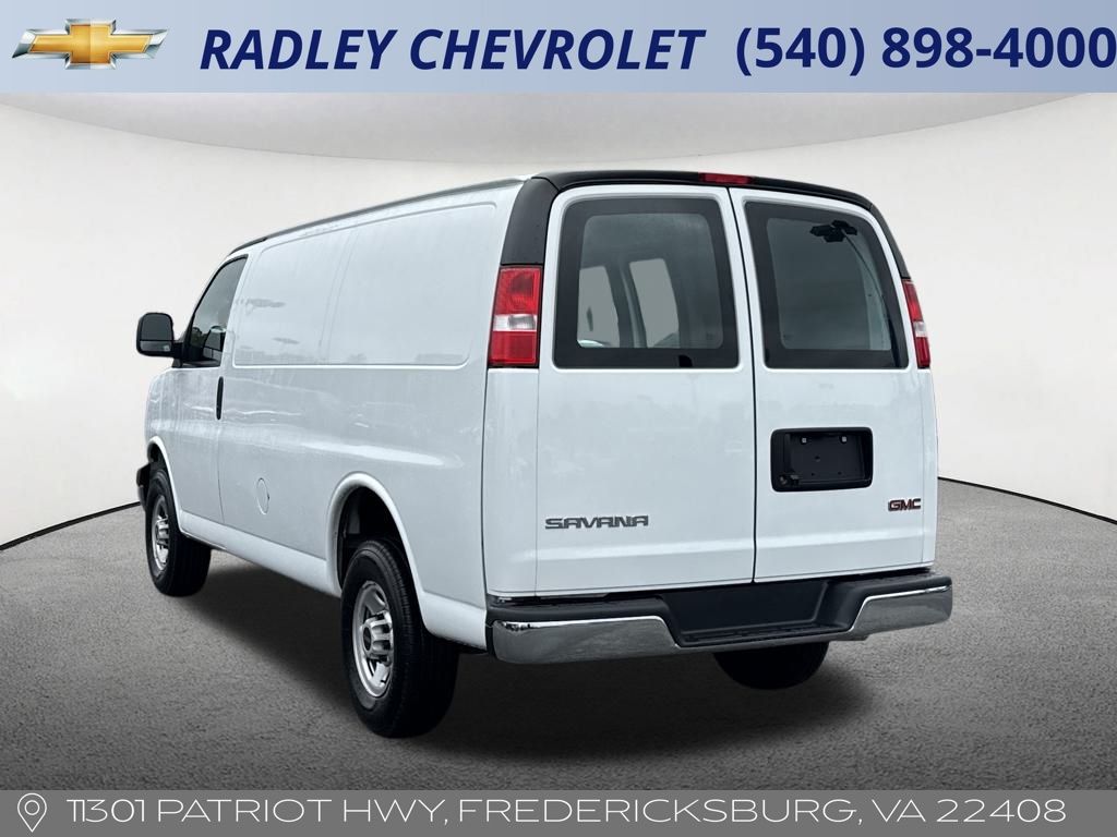 2023 Gmc Savana 2500 Cargo photo 2