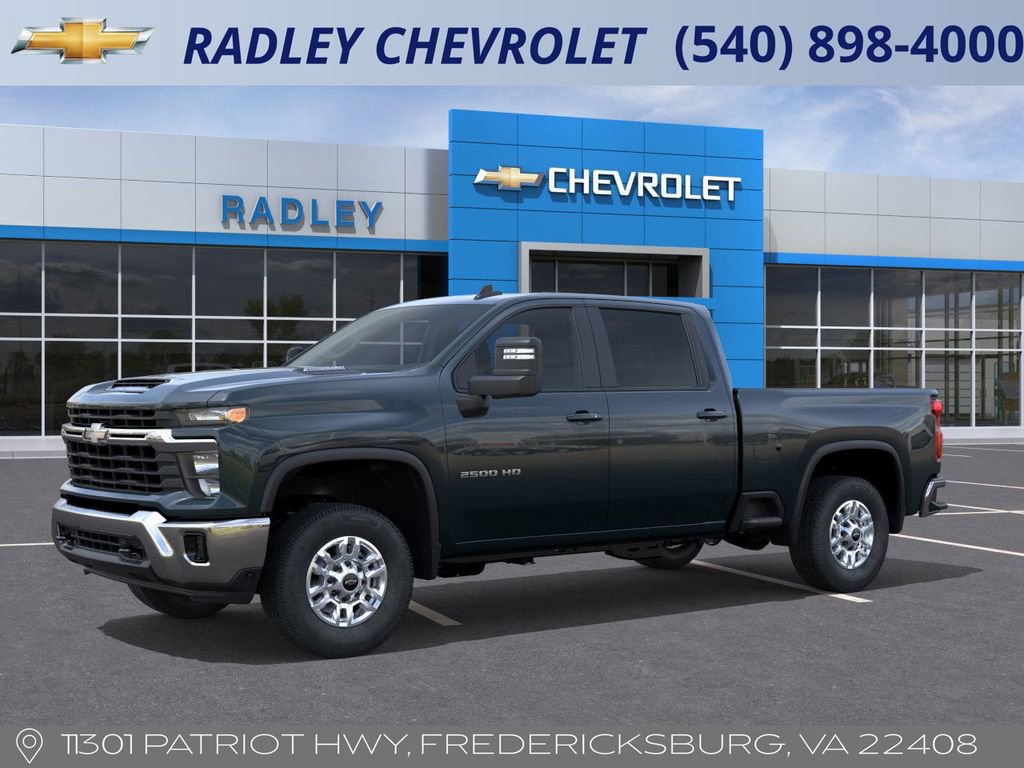 2025 Chevrolet Silverado 2500HD LT photo 2