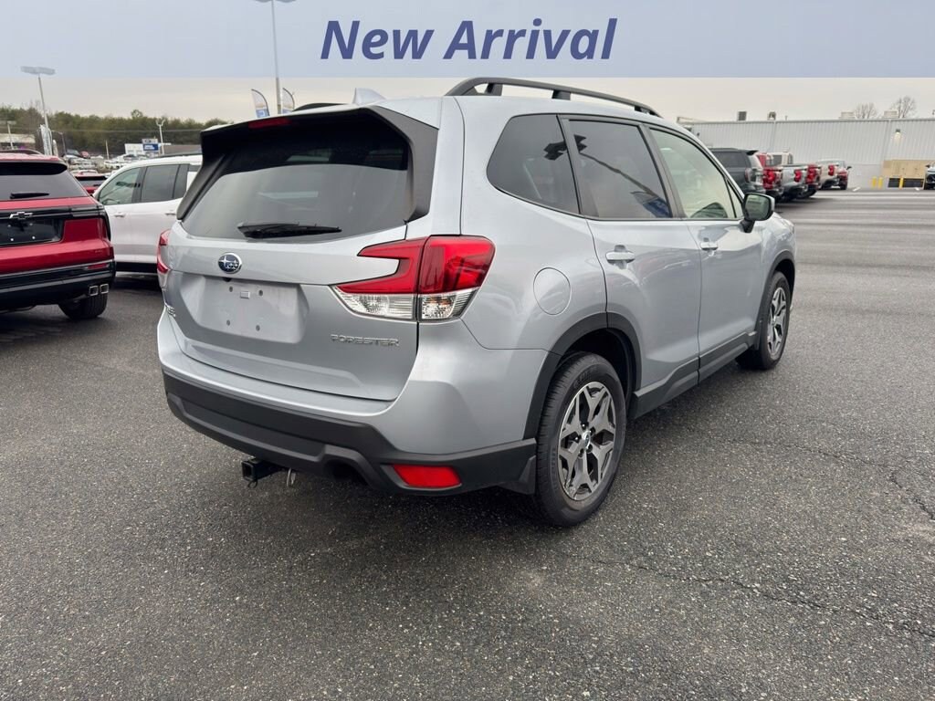 Used 2023 Subaru Forester Premium SUV