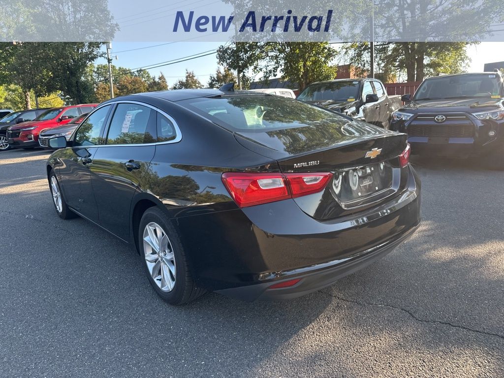 2024 Chevrolet Malibu 1LT photo 4