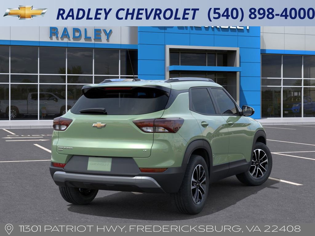 2026 Chevrolet Trailblazer LT photo 2