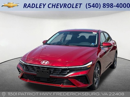 2025 Hyundai Elantra SEL Convenience Sedan