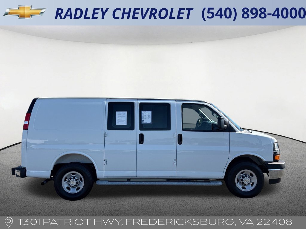 2025 Chevrolet Express Cargo Work Van - Photo 16