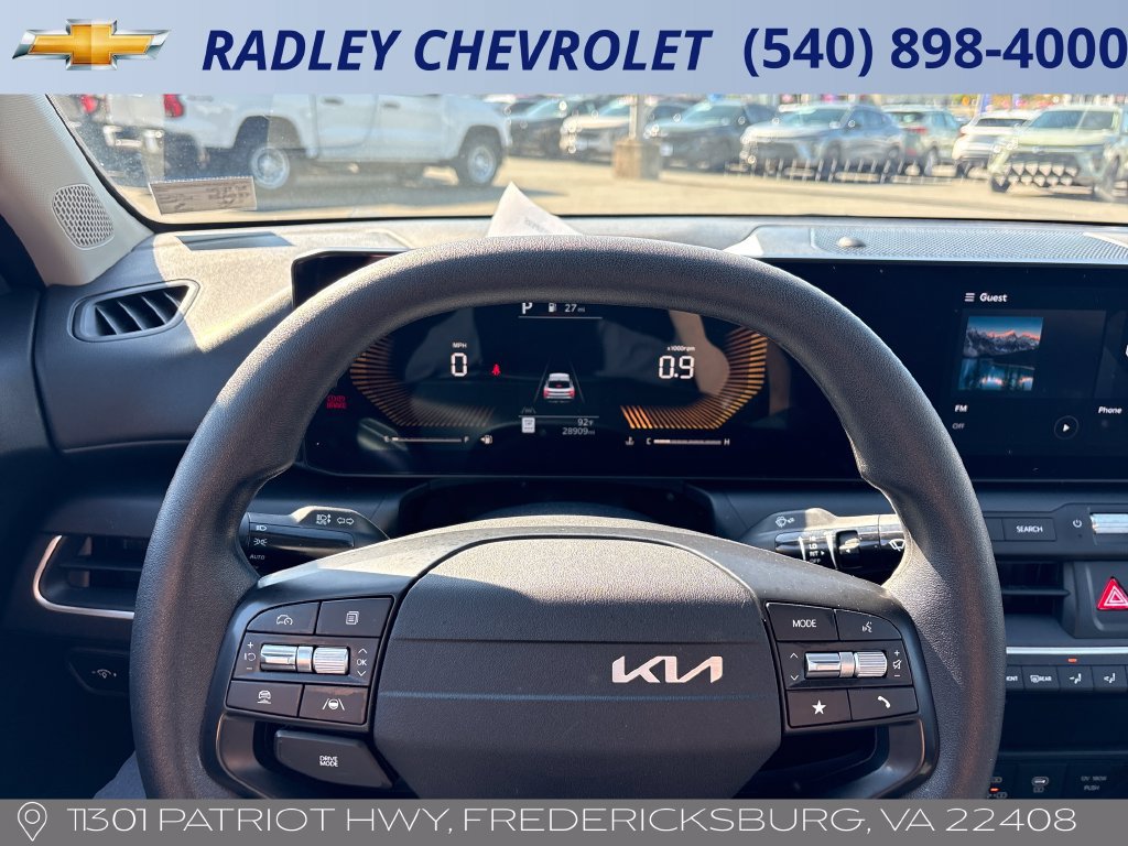 2025 Kia K4 LXS - Photo 6