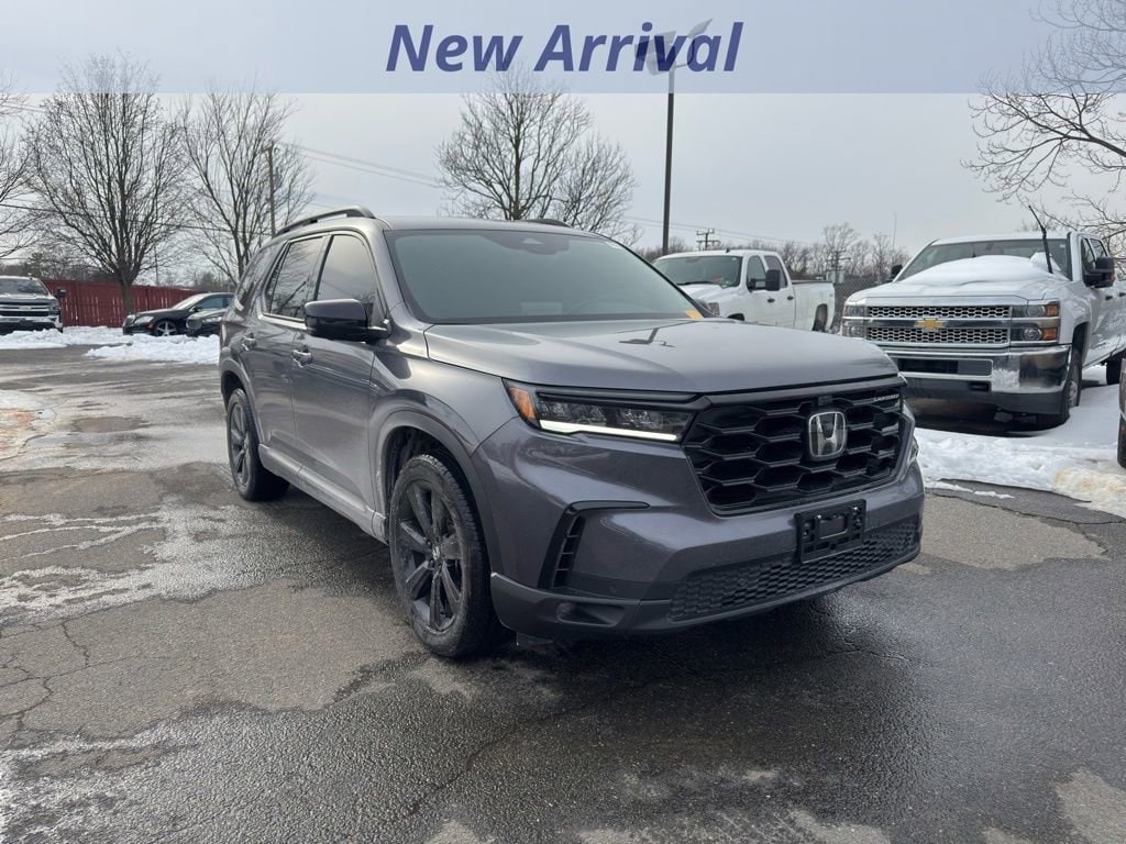 Used 2025 Honda Pilot Black Edition SUV