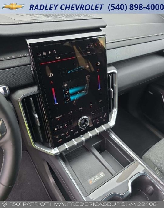 2025 Gmc Acadia Elevation photo 2