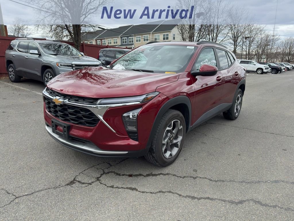 2025 Chevrolet Trax LT FWD