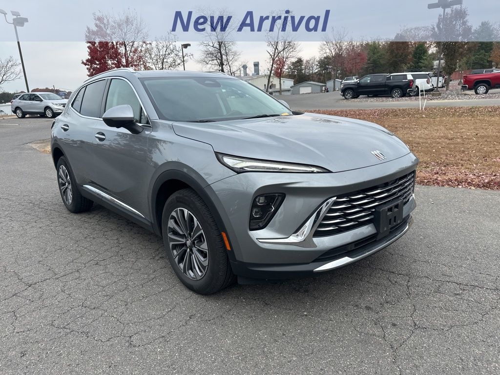 2024 Buick Envision Preferred photo 2