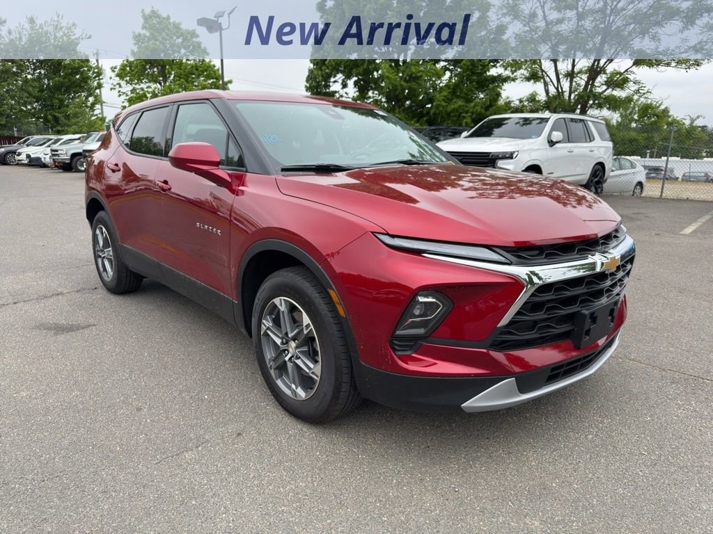 2023 Chevrolet Blazer 2.0T 2LT FWD's photo