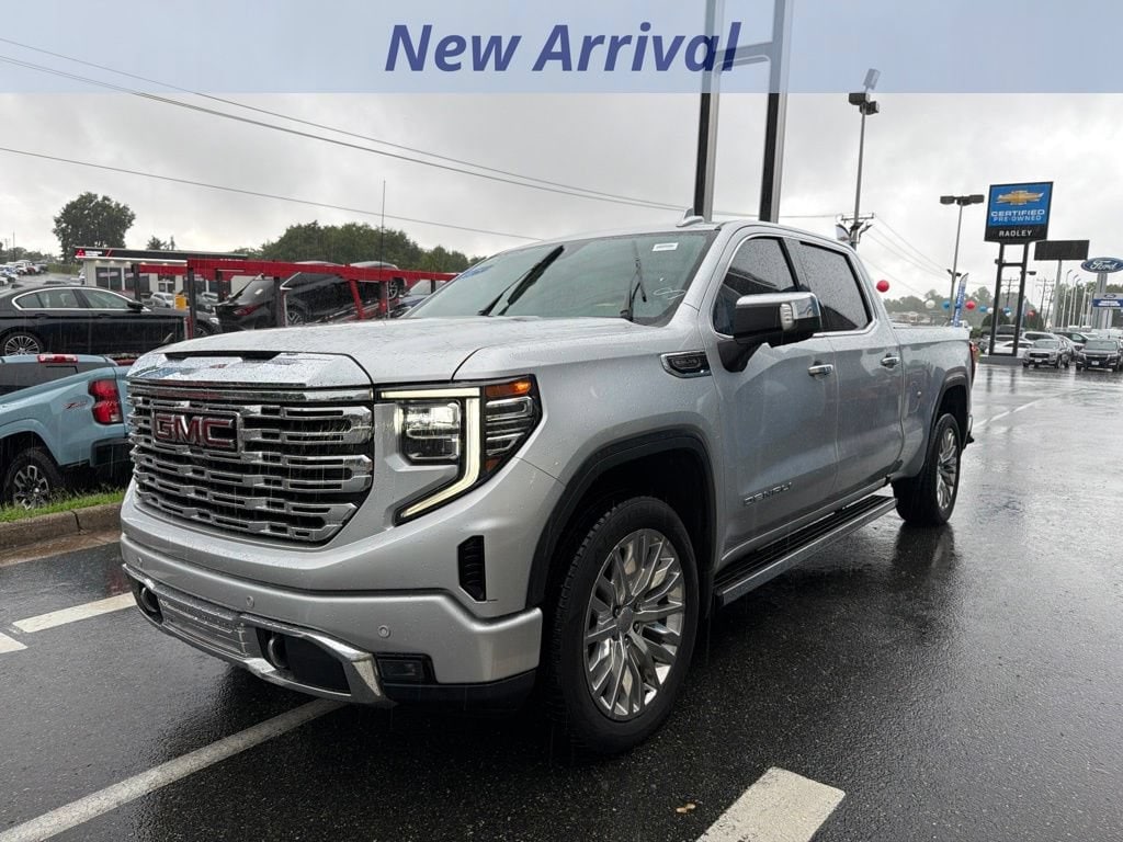 Quicksilver Metallic 2022 GMC Sierra 1500 Pickup Truck Four-Wheel Drive Automatic