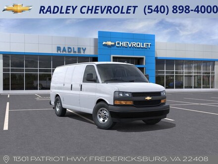 2025 Chevrolet Express Cargo 3500 WT Van