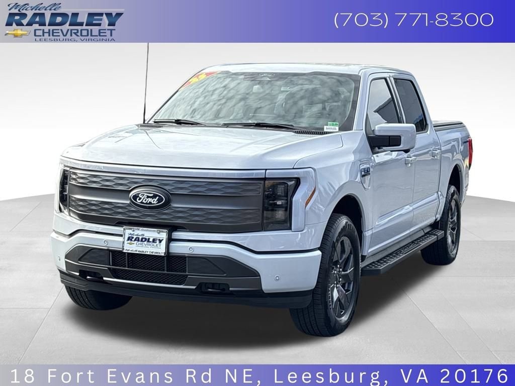 2025 Ford F-150 Lightning Lariat's photo
