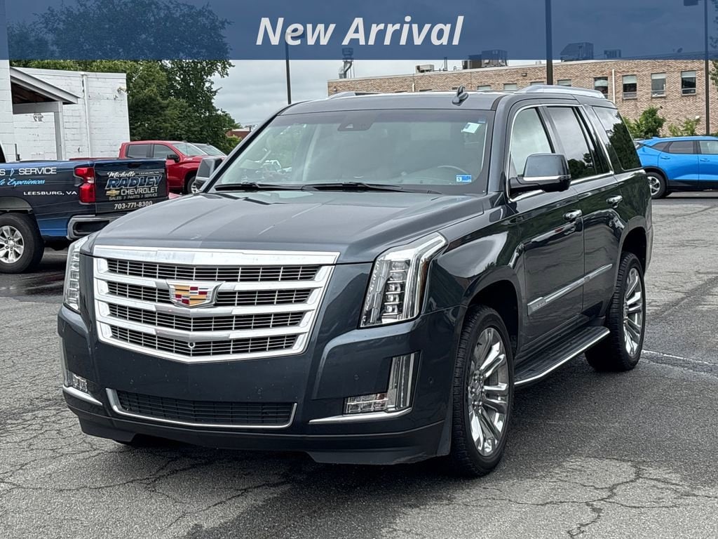 2019 Cadillac Escalade AWD Luxury's photo