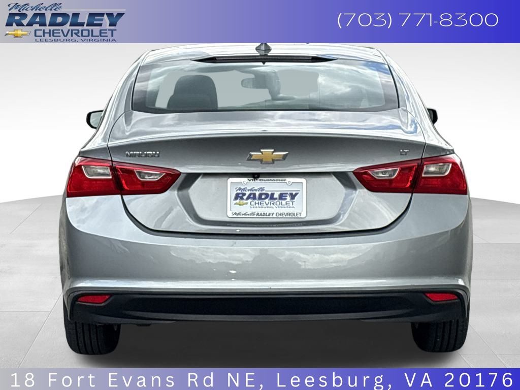2023 Chevrolet Malibu 1LT photo 3