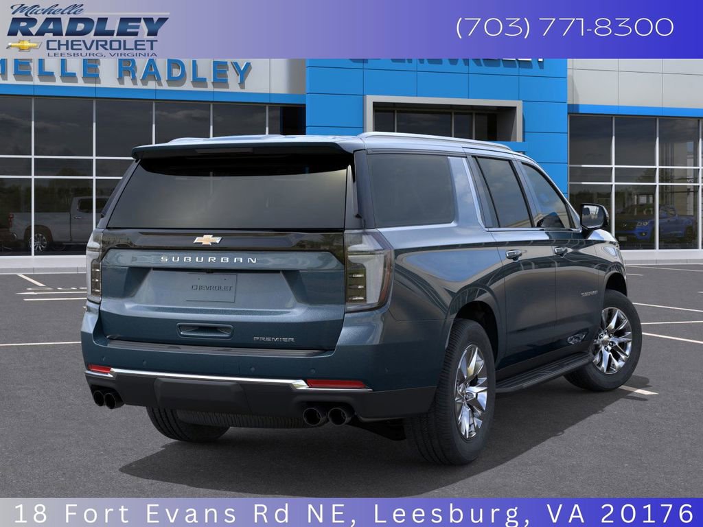 2025 Chevrolet Suburban Premier photo 4