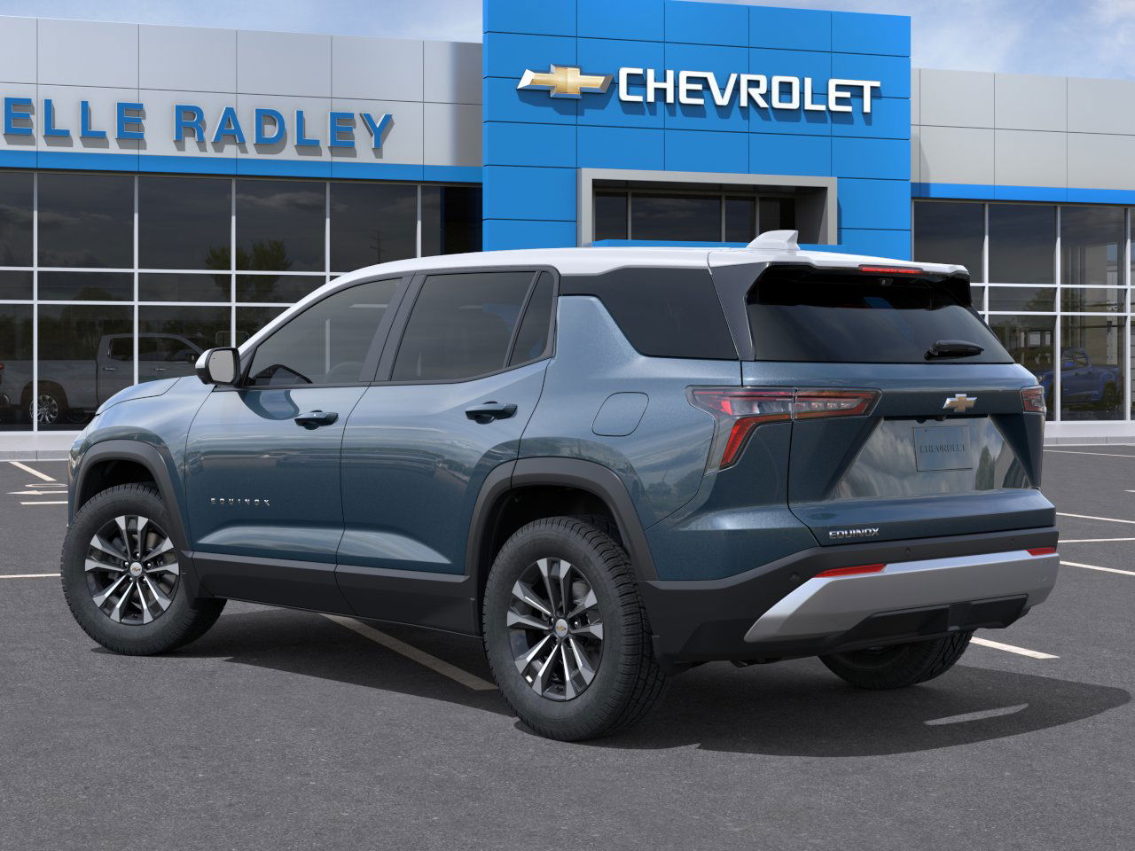 2026 Chevrolet Equinox LT photo 2
