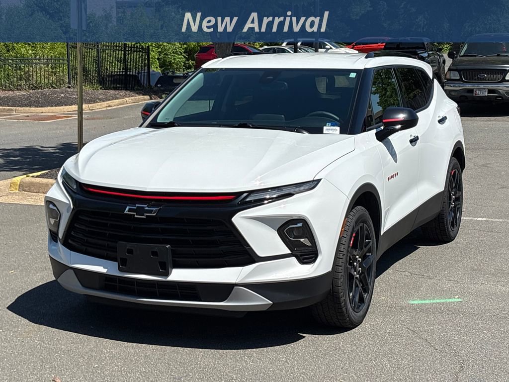 2023 Chevrolet Blazer 2.0T 2LT AWD's photo