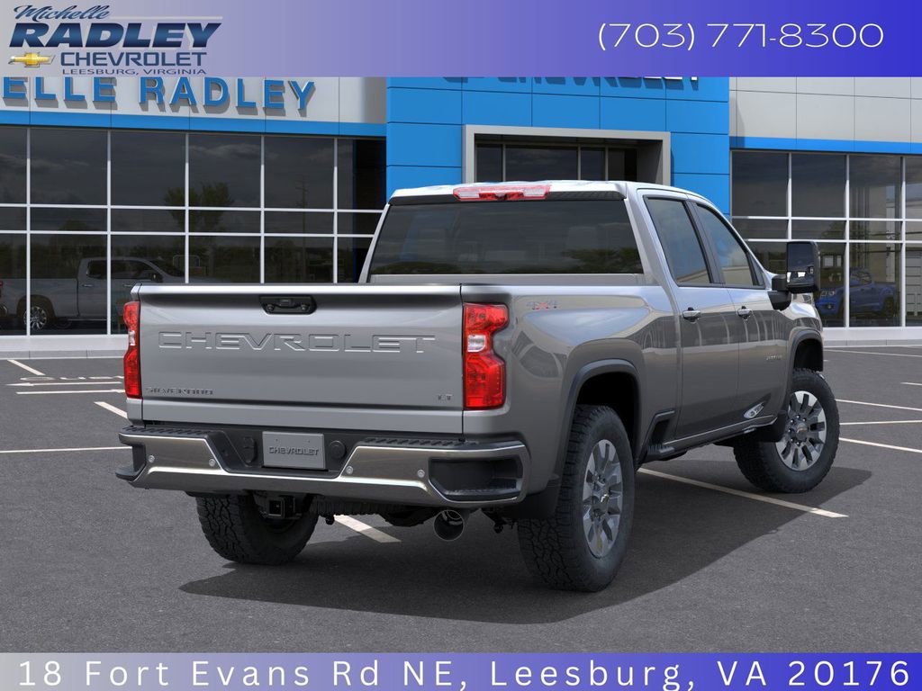2025 Chevrolet Silverado 2500HD LT photo 4
