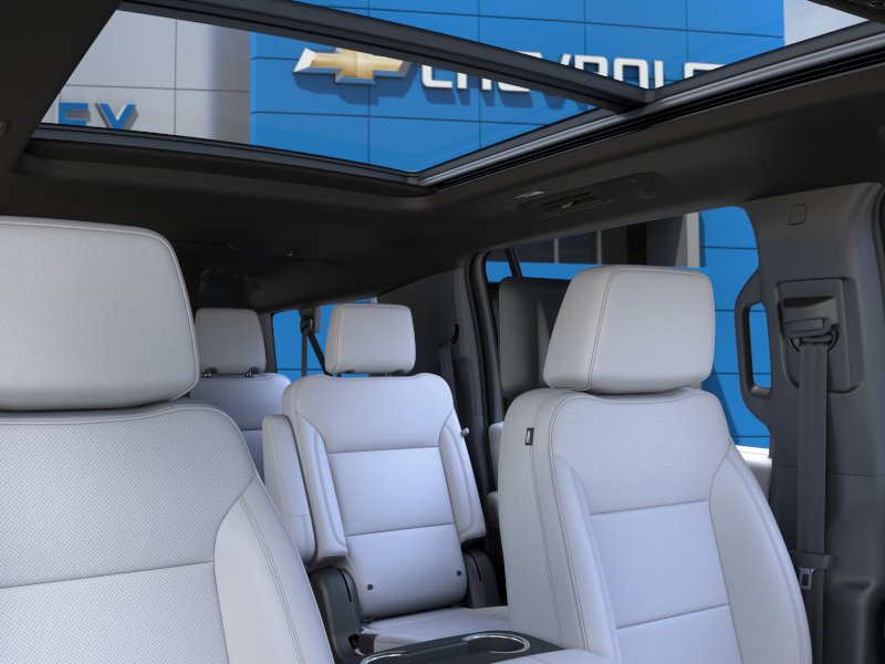 2026 Chevrolet Suburban Premier - Photo 24