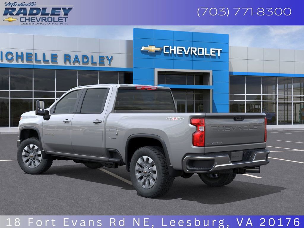2025 Chevrolet Silverado 2500HD LT photo 3